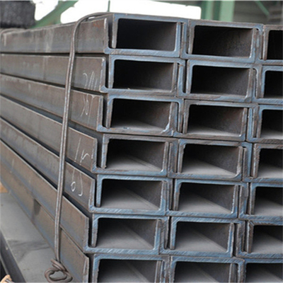 Q355 63*40*4.8mm কার্বন ইস্পাত চ্যানেল বিম EN গৃহসজ্জার সামগ্রী ইউ চ্যানেল স্টিল
